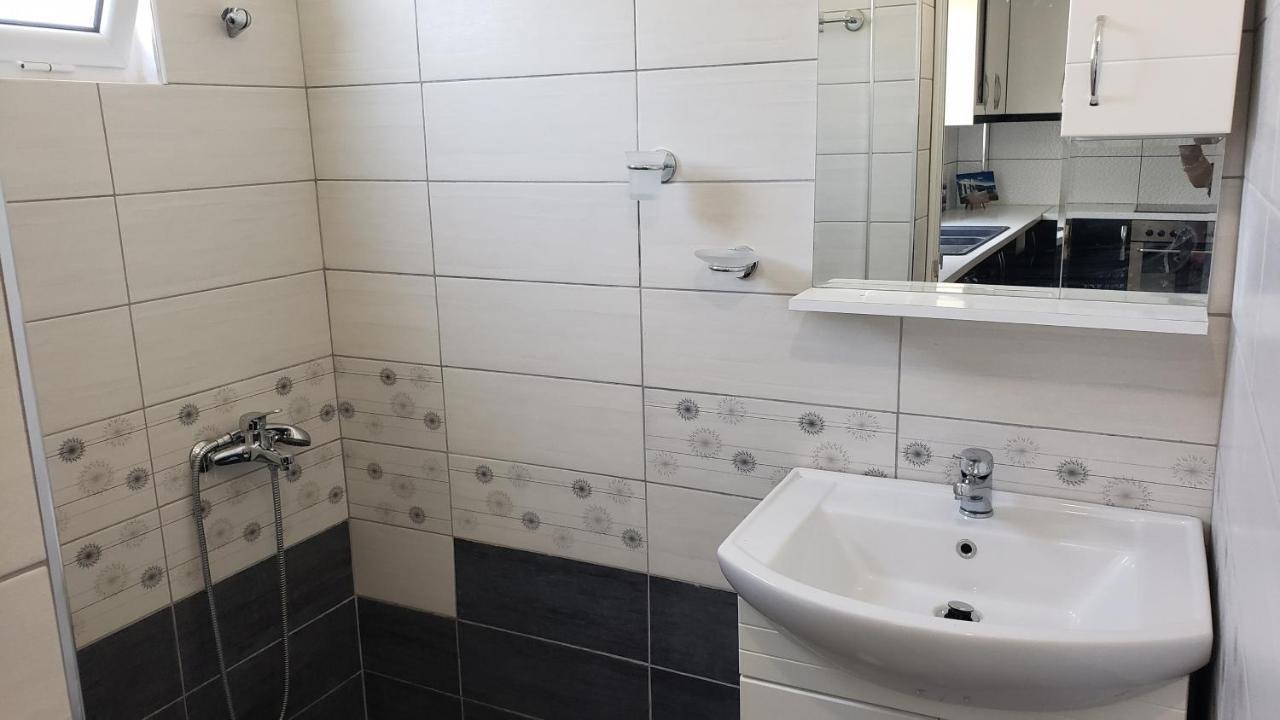 Guesthouse Shehu Ksamil Exteriér fotografie